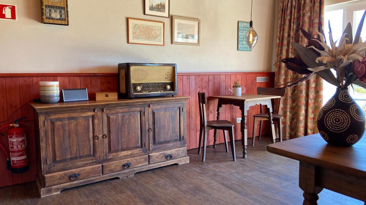 Sussurros Do Monte Bed & Breakfast อัลเจซูร์ ภายนอก รูปภาพ